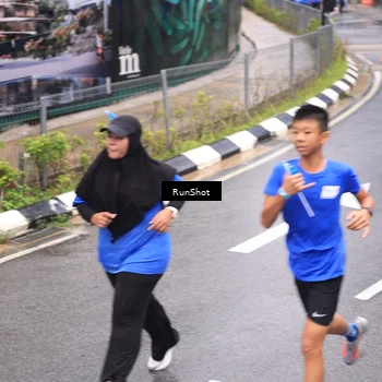 Runner Photo 7948432