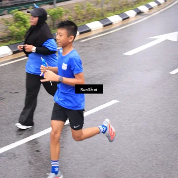 Runner Photo 7948440