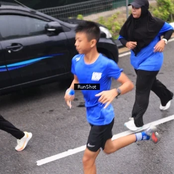 Runner Photo 7948445