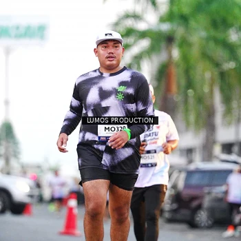 Runner Photo 7948478