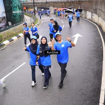 Runner Photo 7948505