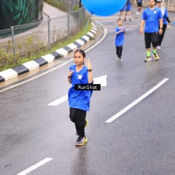 Runner Photo 7948506
