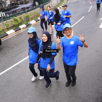 Runner Photo 7948514