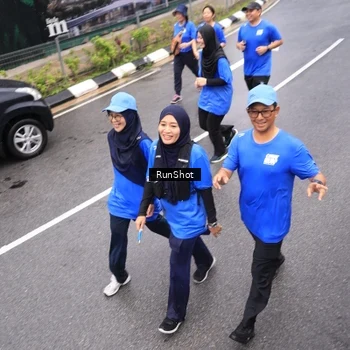 Runner Photo 7948515