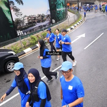 Runner Photo 7948519