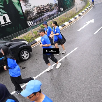 Runner Photo 7948525