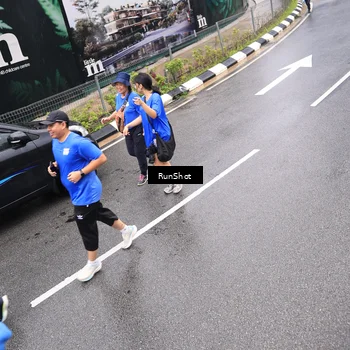 Runner Photo 7948530