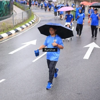 Runner Photo 7948575