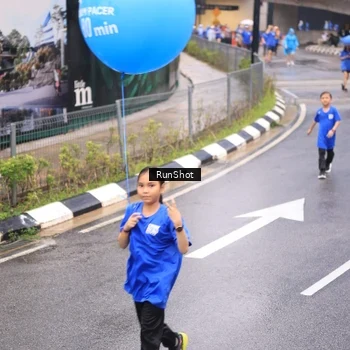 Runner Photo 7948585