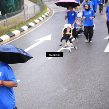 Runner Photo 7948592