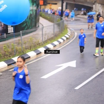 Runner Photo 7948594