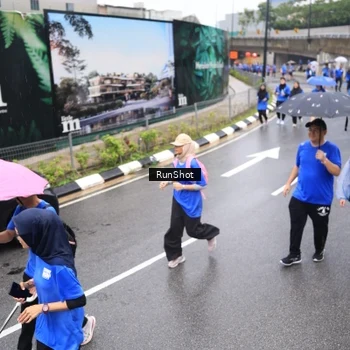 Runner Photo 7948628