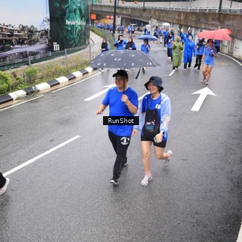 Runner Photo 7948637