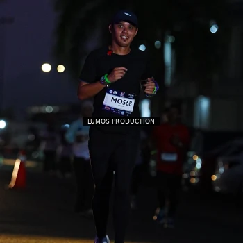 Runner Photo 7948640