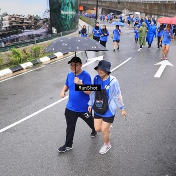 Runner Photo 7948644