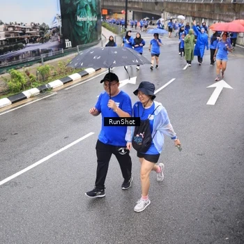 Runner Photo 7948645