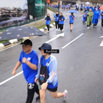 Runner Photo 7948649