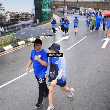 Runner Photo 7948652