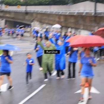 Runner Photo 7948663