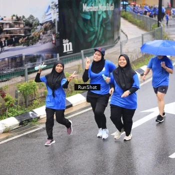 Runner Photo 7948671