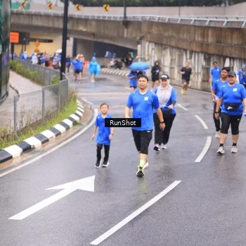 Runner Photo 7948677