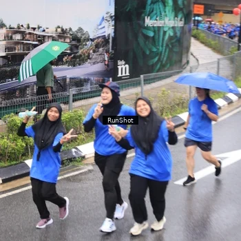 Runner Photo 7948678