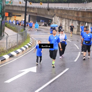 Runner Photo 7948698