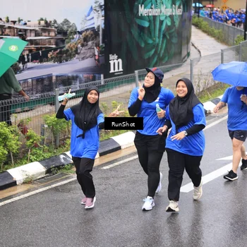 Runner Photo 7948703