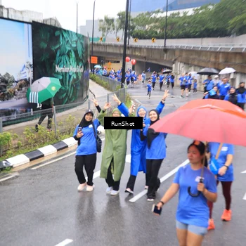 Runner Photo 7948705