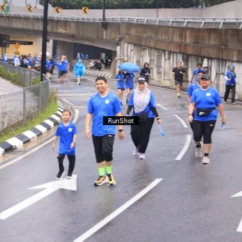 Runner Photo 7948721