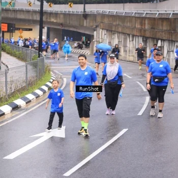 Runner Photo 7948731