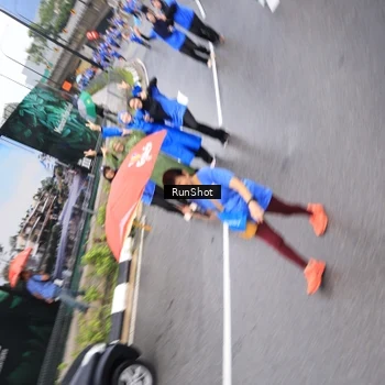 Runner Photo 7948737