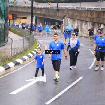 Runner Photo 7948742