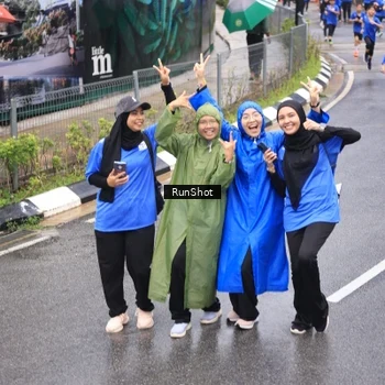 Runner Photo 7948751