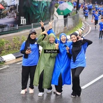 Runner Photo 7948753