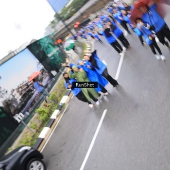Runner Photo 7948757