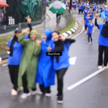 Runner Photo 7948758
