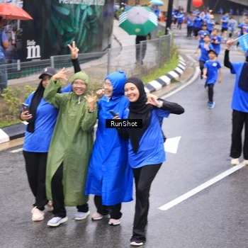 Runner Photo 7948764
