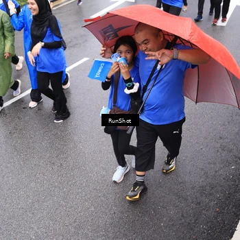 Runner Photo 7948784