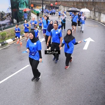 Runner Photo 7948805