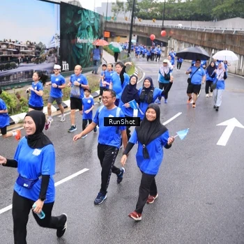 Runner Photo 7948813