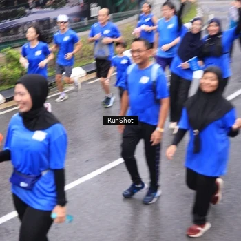 Runner Photo 7948814