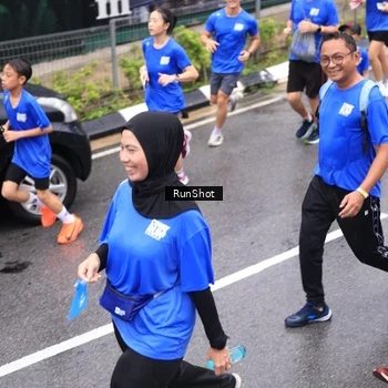 Runner Photo 7948818