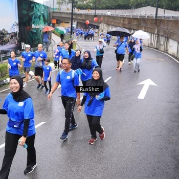Runner Photo 7948820