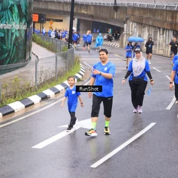 Runner Photo 7948822