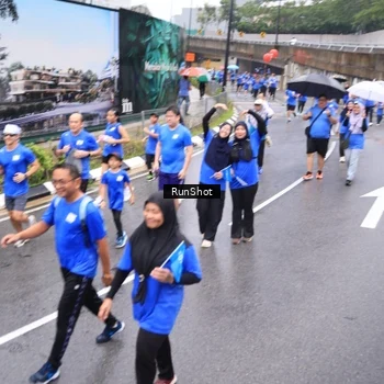 Runner Photo 7948826
