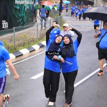 Runner Photo 7948833