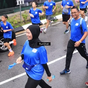 Runner Photo 7948836