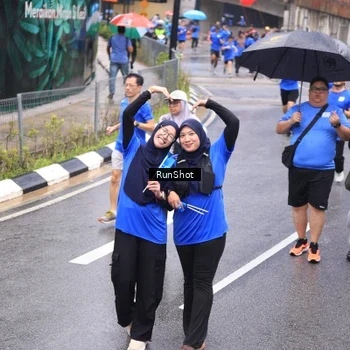 Runner Photo 7948843