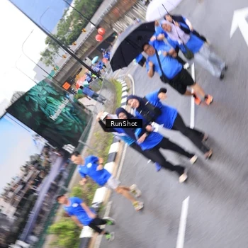 Runner Photo 7948847